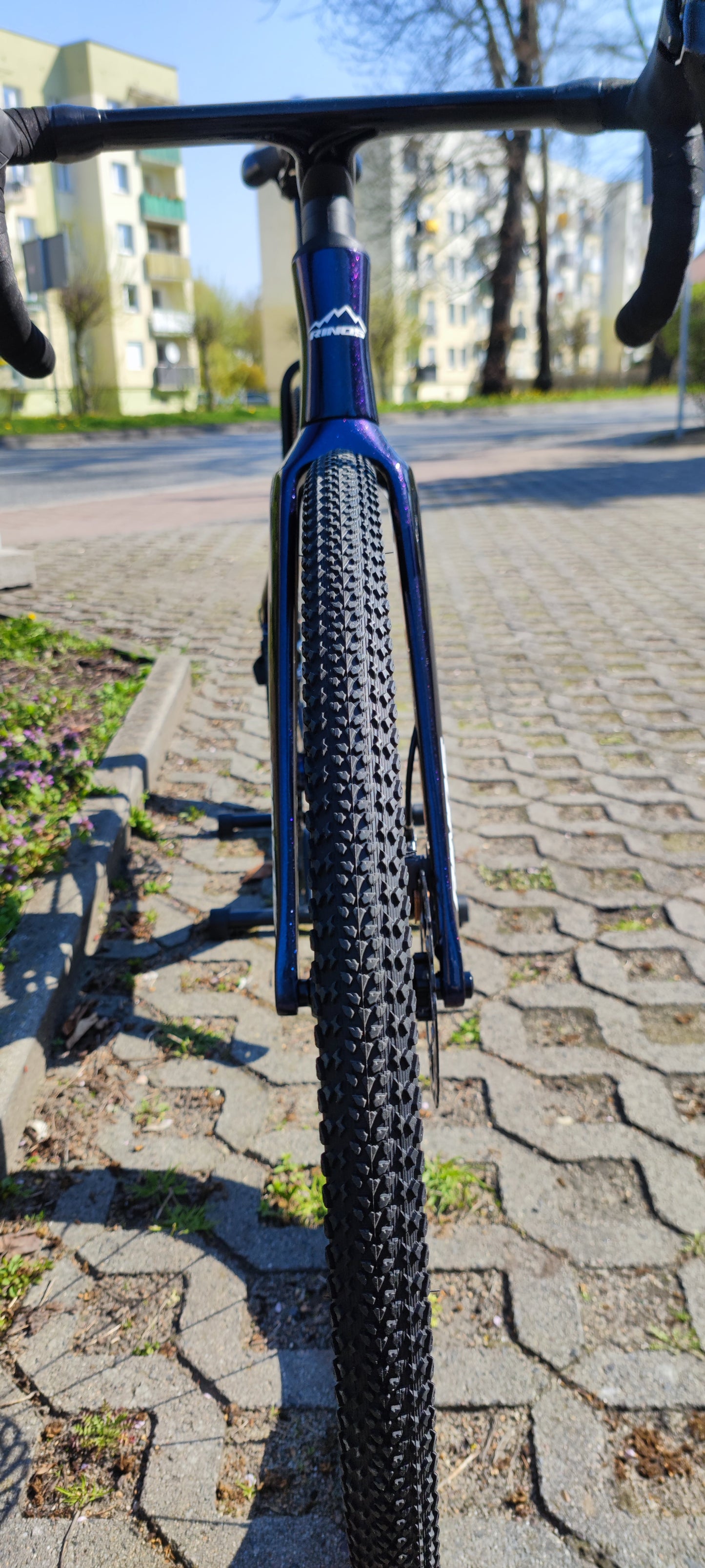 RINOS Carbon sorapyörä Sandman1.0 Shimano R3000